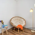 #281 Family & Quiet Apartamento