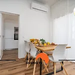 #281 Family & Quiet Apartment